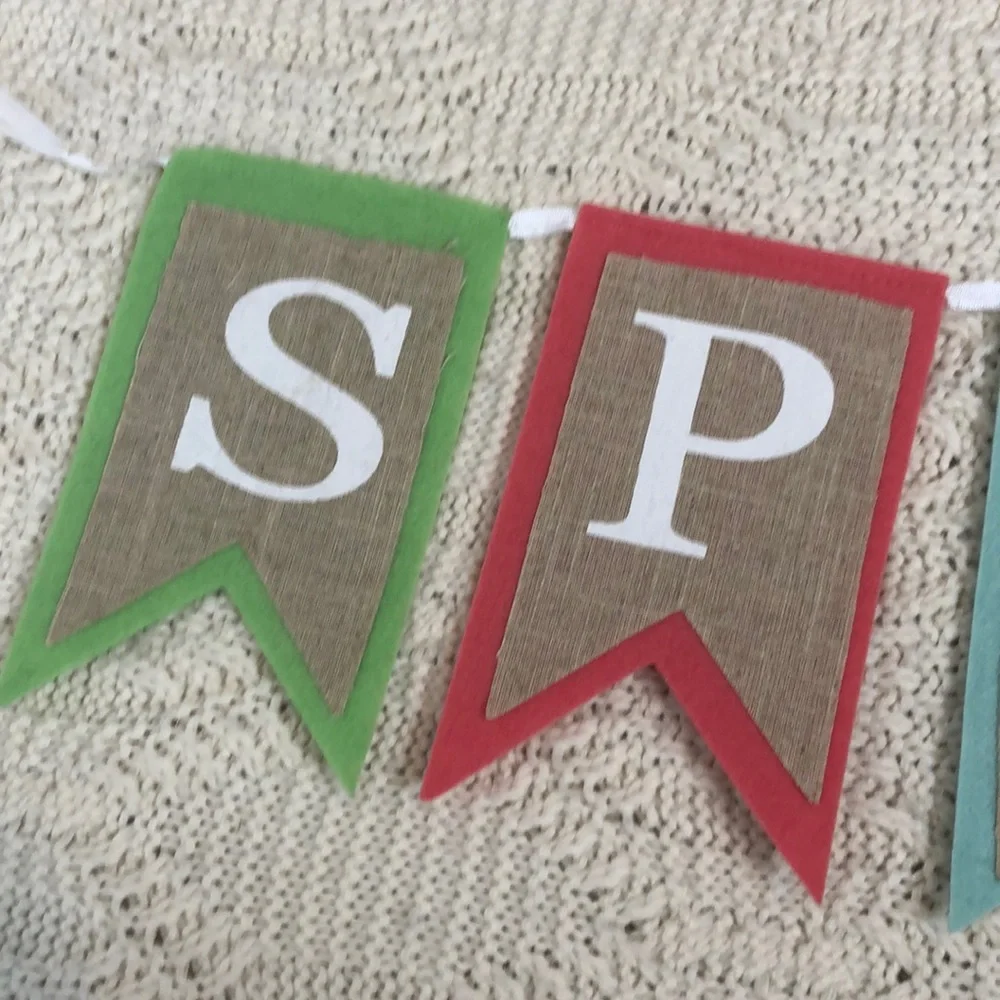 Target l Spring Burlap & Felt Sign
